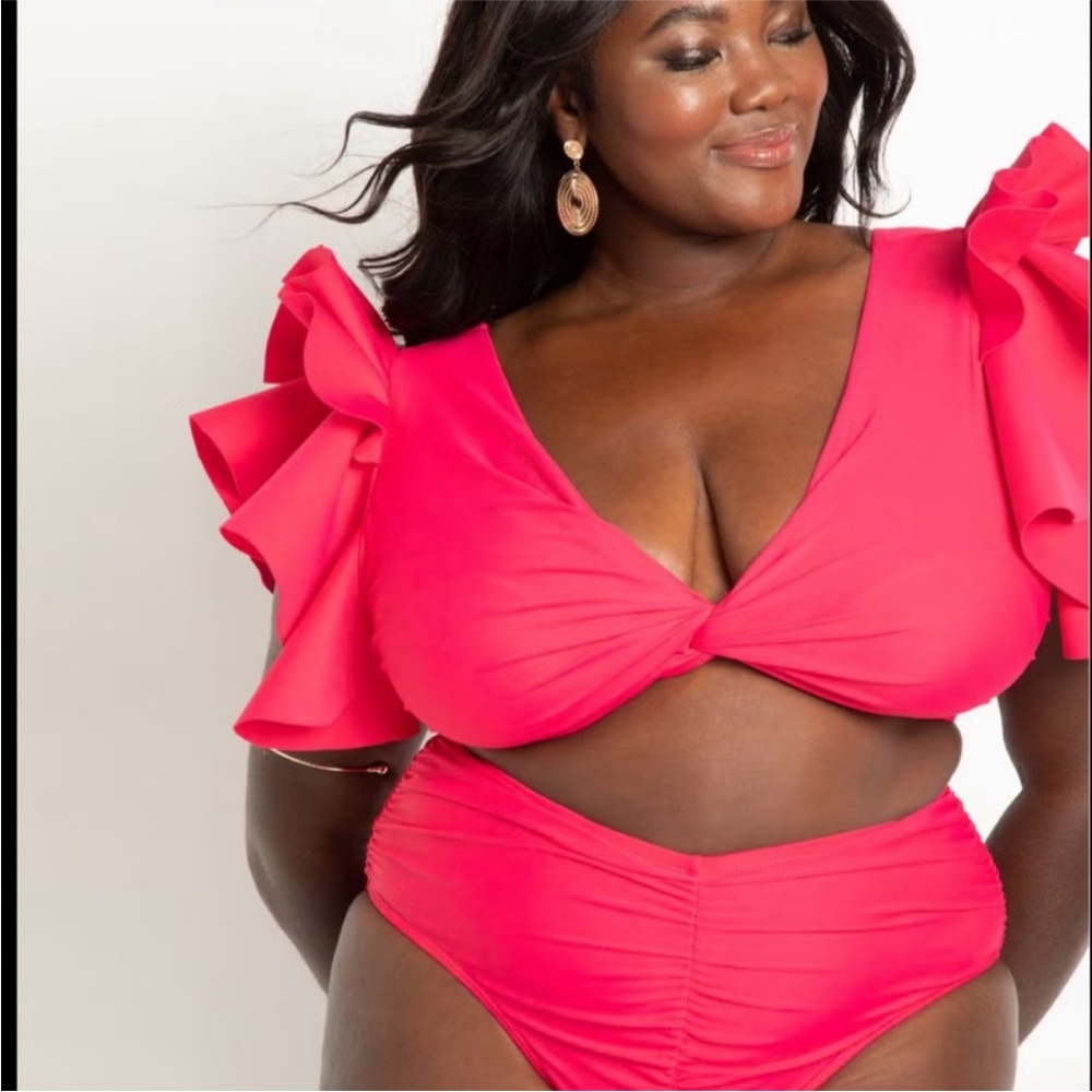 18/20 Pink Ruffle Bikini w/cover up